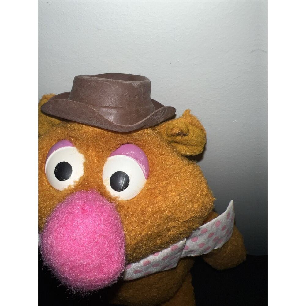 Vintage 1976 Fisher Price‎ - Fozzie Bear 14" Plush Muppets Jim Henson w/ Hat - Picture 4 of 6